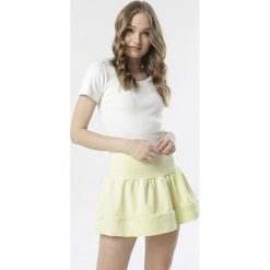 Jasnożółta Spódnica Coraedenah. Żółte spódniczki damskie Born2be, s, bez wzorów, mini, rozkloszowane. Za 69,99 zł.