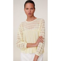 Mango - Sweter Marie. Żółte swetry damskie Mango, s, bez wzorów, z poliesteru, bez rękawów, bez kaptura. W wyprzedaży za 89,90 zł.