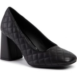 Półbuty GEOX - D Seyla H. D D94ERD 08502 C9999 Black. Czarne półbuty damskie Geox, na co dzień, bez wzorów, ze skóry, bez obcasa, na obcasie, bez zapięcia. W wyprzedaży za 249,00 zł.