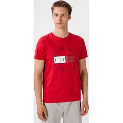 Tommy Hilfiger Corp Circular Koszulka Czerwony. Czerwone podkoszulki męskie TOMMY HILFIGER, m, bez wzorów, z bawełny, z krótkim rękawem. Za 187,95 zł.