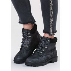 Szare Traperki Glam Night. Szare botki damskie na obcasie vices, na jesień, z materiału, z okrągłym noskiem, na sznurówki. Za 119,99 zł.