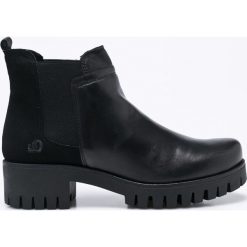 S. Oliver - Botki. Czarne buty zimowe damskie S.Oliver, z materiału. W wyprzedaży za 159,90 zł.