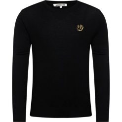 Sweter MCQ Alexander McQueen 578041 RON09 1000. Czarne swetry męskie McQ Alexander McQueen, m, bez wzorów, z wełny, klasyczne, z klasycznym kołnierzykiem, bez kaptura. Za 999,00 zł.