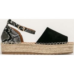 Answear - Espadryle Erynn. Czarne espadryle damskie ANSWEAR, bez wzorów, ze skóry ekologicznej, bez obcasa, na obcasie. W wyprzedaży za 89,90 zł.