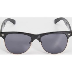 Okulary przeciwsłoneczne - Czarny. Czarne okulary przeciwsłoneczne damskie aviatory Sinsay. Za 14,99 zł.