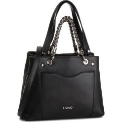 Torebka LIU JO - M Satchel N69113 E0221 Nero 22222. Czarne torebki klasyczne damskie Liu Jo, bez wzorów, ze skóry ekologicznej, klasyczne, bez dodatków. Za 739,00 zł.