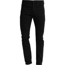 Scotch & Soda NOS RALSTON Jeansy Slim Fit stay black. Czarne jeansy męskie relaxed fit Scotch & Soda, z bawełny. W wyprzedaży za 377,10 zł.