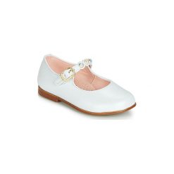 Baleriny Dziecko Pablosky 330603. Białe baleriny dziewczęce marki Pablosky, bez wzorów, bez obcasa. Za 219,00 zł.