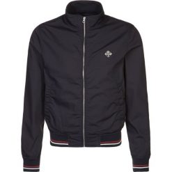 Schott NYC Kurtka wiosenna navy. Niebieskie kurtki męskie marki Schott NYC, m, z bawełny. W wyprzedaży za 350,10 zł.