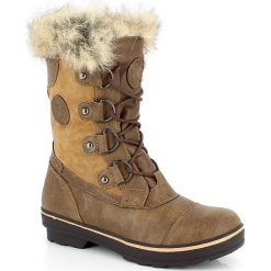 Kozaki zimowe "Megeve" w kolorze jasnobrązowym. Pomarańczowe kozaki damskie Kimberfeel, na zimę, z materiału, bez obcasa, na sznurówki. W wyprzedaży za 349,95 zł.