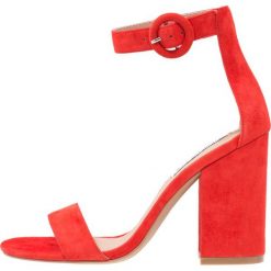 Sandały damskie: Steve Madden FRIDAY Sandały na obcasie red