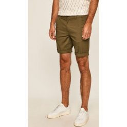 Produkt by Jack & Jones - Szorty. Zielone spodenki i szorty męskie PRODUKT by Jack & Jones, xl, bez wzorów, z tkaniny, casualowe. W wyprzedaży za 89,90 zł.