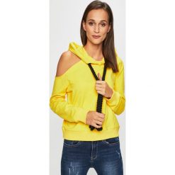 Answear - Bluza. Żółte bluzy damskie ANSWEAR, s, z nadrukiem, z elastanu, bez rękawów, z kapturem. W wyprzedaży za 99,90 zł.