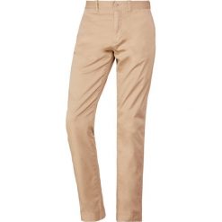 J.CREW Chinosy light khaki. Brązowe spodnie męskie marki J.CREW, m, bez wzorów, z elastanu. Za 349,00 zł.