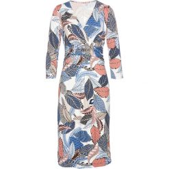 Sukienka shirtowa bonprix biel wełny - niebieski z nadrukiem. Białe sukienki damskie bonprix, z nadrukiem, z wełny, bez kołnierzyka, bez rękawów. Za 129,99 zł.