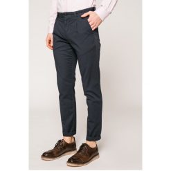 Calvin Klein Jeans - Spodnie. Szare proste jeansy męskie Calvin Klein Jeans, na co dzień, bez wzorów, z elastanu, casualowe. W wyprzedaży za 219,90 zł.