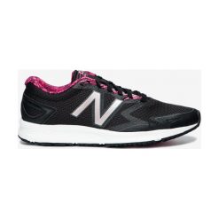 New Balance Tenisówki Czarny. Czarne buty sportowe damskie New Balance, bez wzorów, z materiału, tenisowe. Za 326,95 zł.