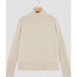 Sweter w kolorze kremowym. Białe swetry damskie Rodier, xl, z wełny, klasyczne. W wyprzedaży za 242,95 zł.