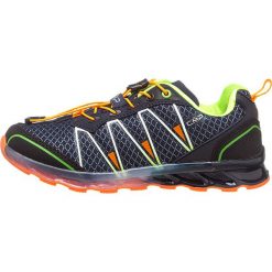 Buty sportowe w kolorze granatowym. Niebieskie buty dziewczęce sportowe CMP Shoes, bez wzorów, bez zapięcia. W wyprzedaży za 119,95 zł.