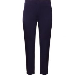 Filippa K POE Spodnie materiałowe navy. Niebieskie spodnie damskie marki Filippa K, l, z elastanu. Za 589,00 zł.