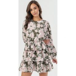 Khaki Sukienka Fyrlienne. Brązowe sukienki damskie Born2be, uniwersalny, bez wzorów, bez kołnierzyka, bez rękawów, mini. Za 169,99 zł.