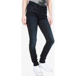 G-Star RAW 3301 Dżinsy Niebieski. Niebieskie jeansy damskie G-Star RAW, bez wzorów, z elastanu. Za 498,95 zł.