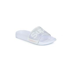 Klapki Superdry SUPERDRY PERF JELLY POOL SLIDE. Białe klapki damskie Superdry, bez wzorów, bez obcasa. Za 77,40 zł.