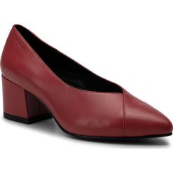 Półbuty VAGABOND - Mya 4619-301-40 Red. Czerwone półbuty damskie Vagabond, bez wzorów, ze skóry, eleganckie, bez obcasa, na obcasie, bez zapięcia. Za 419,00 zł.