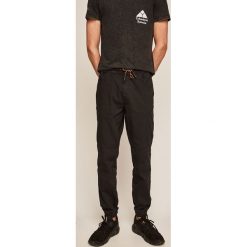 Medicine - Spodnie Retro Vibes. Czarne spodnie męskie MEDICINE, xl, bez wzorów, z bawełny, retro. W wyprzedaży za 79,90 zł.