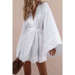 Kimono MIERA WHITE. Białe kamizelki damskie IVET, bez wzorów, z materiału. W wyprzedaży za 79,00 zł.
