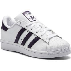Buty adidas - Superstar W DB3346 Ftwwht/Legpur/Cblack. Białe buty sportowe damskie Adidas, bez wzorów, ze skóry, sportowe, adidas superstar. W wyprzedaży za 269,00 zł.