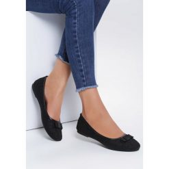 Czarne Balerinki Diffident. Czarne baleriny damskie Inny, z haftami, bez obcasa, na obcasie. Za 49,99 zł.