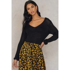 Swetry klasyczne damskie: Rut&Circle Sweter Nova – Black