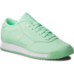 Buty Reebok - Princess Ripple CN5150 Digital Green/White. Zielone buty sportowe damskie Reebok, na co dzień, bez wzorów, ze skóry, bez obcasa, na płaskiej podeszwie, bez zapięcia. W wyprzedaży za 279,00 zł.