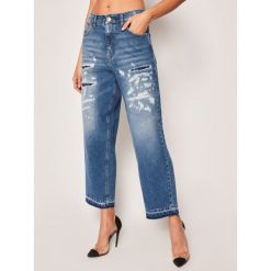 Jeansy Mom Fit Pinko Madness PE 20 PRR 1N12T6 Y653. Niebieskie jeansy damskie Pinko, bez wzorów, z bawełny. W wyprzedaży za 849,00 zł.