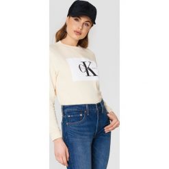 Bluzy damskie: Calvin Klein Bluza Hebe True Icon – Offwhite