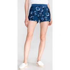 TWINSET Szorty Niebieski. Niebieskie szorty damskie Twinset, xs, z aplikacjami, z materiału. Za 626,95 zł.