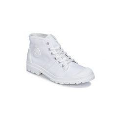 Buty Pataugas AUTHENTIC-T-BLANC. Białe trampki i tenisówki damskie marki Pataugas, bez wzorów, bez zapięcia. Za 351,20 zł.