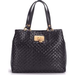 Guess Luxe Torebka "Lola". Torebki worki damskie Guess, z aplikacjami, ze skóry, bez dodatków. Za 679,00 zł.