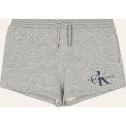 Calvin Klein Jeans - Szorty dziecięce 140-176 cm. Szare spodenki dziewczęce Calvin Klein Jeans, bez wzorów, z bawełny, casualowe. Za 249,90 zł.
