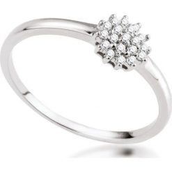 PROMOCJA Białe Złoto Pierścionek - złoto białe 333, Diament 0,10ct. Żółte pierścionki damskie marki W.KRUK, z brylantem, złote. W wyprzedaży za 649,00 zł.