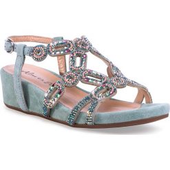 Sandały ALMA EN PENA - V20808 Suede Mint. Zielone klapki damskie Alma en Pena, bez wzorów, ze skóry ekologicznej, bez obcasa, na obcasie. Za 439,00 zł.