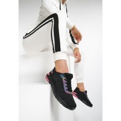 Czarno-Fuksjowe Buty Sportowe Kleosine. Czarne buty sportowe damskie Renee, z aplikacjami, sportowe, na fitness i siłownię. Za 99,99 zł.
