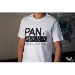 Pan i władca wszechświata, t-shirt dla niego. Niebieskie t-shirty męskie marki Pakamera, z syntetyku, duże. Za 65,00 zł.