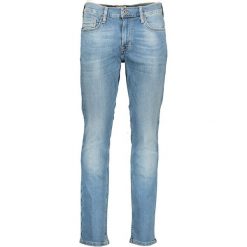Dżinsy "Vegas" - Slim fit - w kolorze niebieskim. Niebieskie jeansy męskie Mustang Men, m, w paski, klasyczne. W wyprzedaży za 197,95 zł.