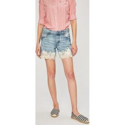Bermudy damskie: Guess Jeans – Szorty Kira