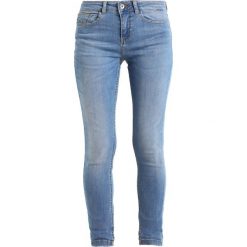 B.young LOLA LUNI Jeansy Slim Fit light blue. Szare rurki damskie b.young. Za 169,00 zł.