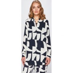 Vero Moda - Koszula. Białe bluzki damskie Vero Moda, s, bez wzorów, z poliesteru, casualowe, ze stójką, z długim rękawem. W wyprzedaży za 79,90 zł.