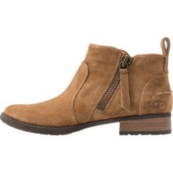 UGG AUREO Ankle boot chestnut. Brązowe botki damskie skórzane marki Ugg. Za 689,00 zł.