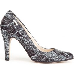 Wężowe szpilki - skóra naturalna - model 035 - kolor czarny wąż. Czarne czółenka damskie Zapato, na imprezę, z nadrukiem, ze skóry, eleganckie, na wysokim obcasie, na obcasie, bez zapięcia. W wyprzedaży za 179,40 zł.